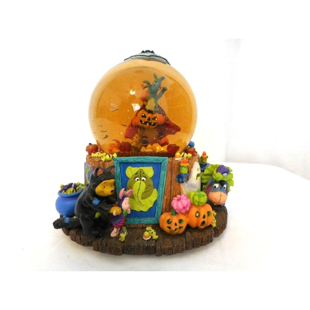 Disney Winnie the Pooh Halloween Tiggers Haunted House Musical Snowglobe Rare